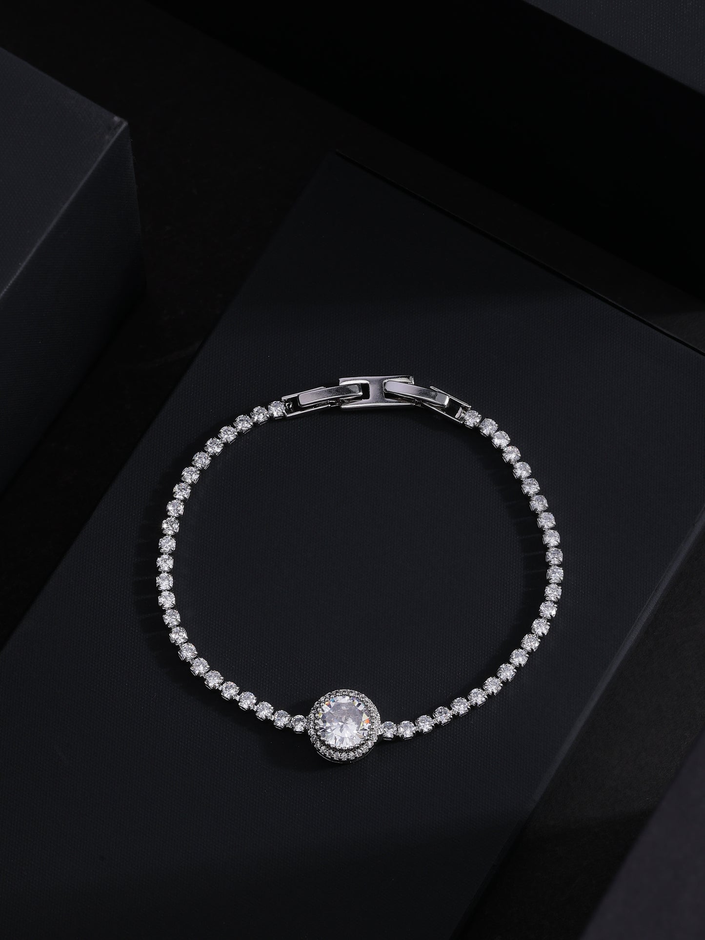 Round Diamond Tennis Bracelet