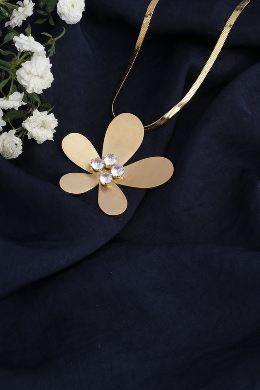 Floral Charm Necklace in Gold
