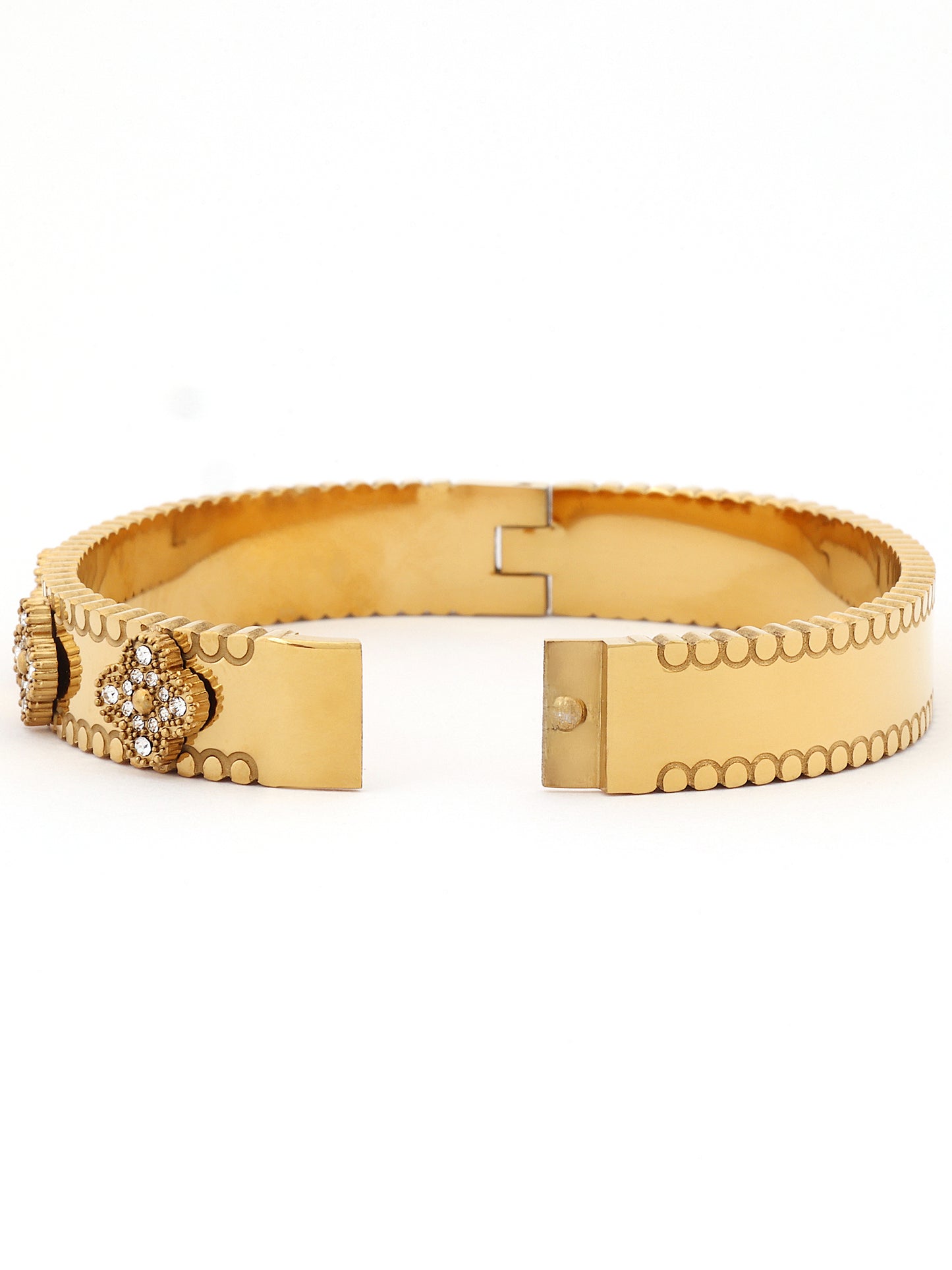 Elegant Clover Bloom Cuff Bracelet