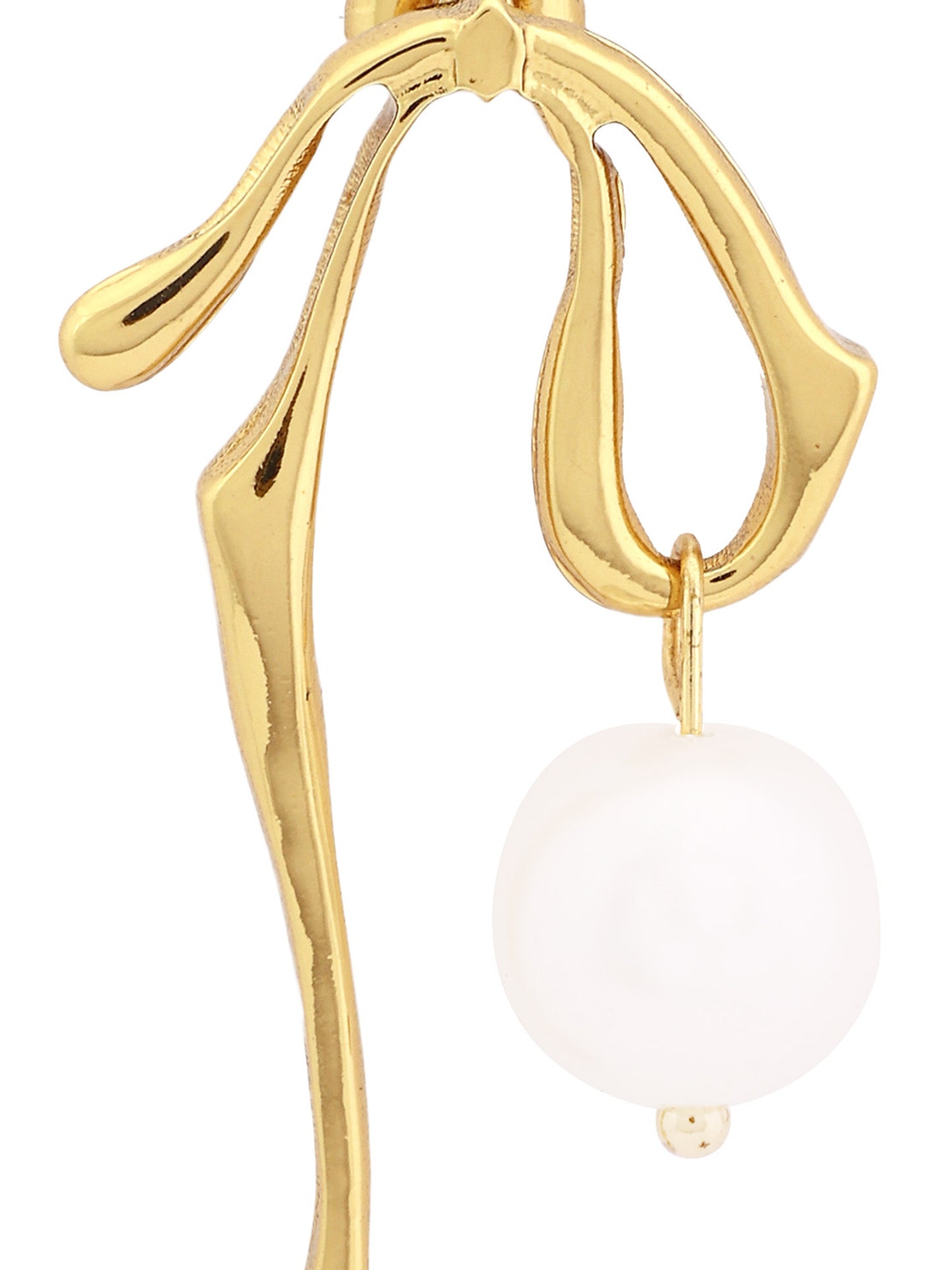 Gold Ribbon Pearl Earrings
