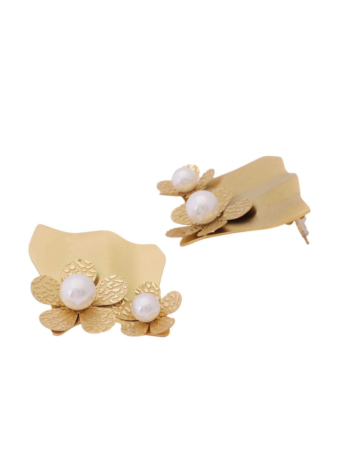 Gold Flower Cluster Earrings With Pearl