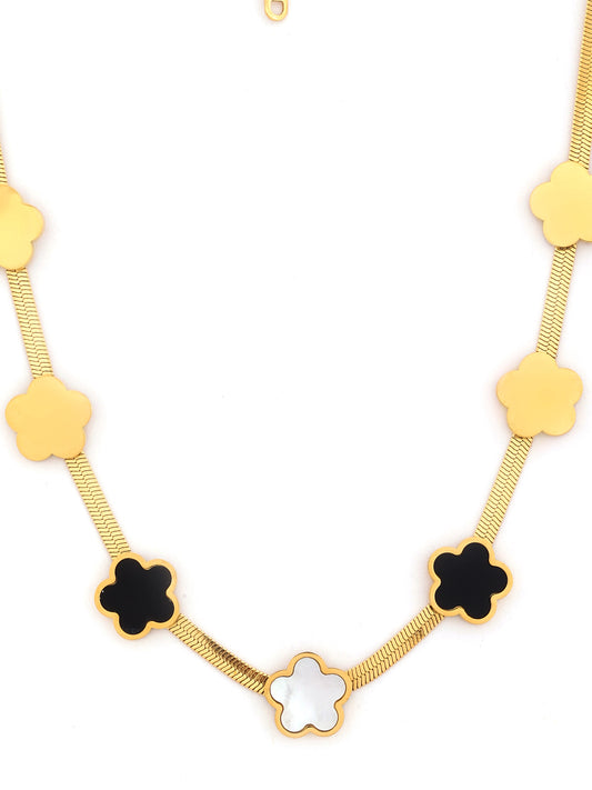 Black & White Clover Pendant Necklace