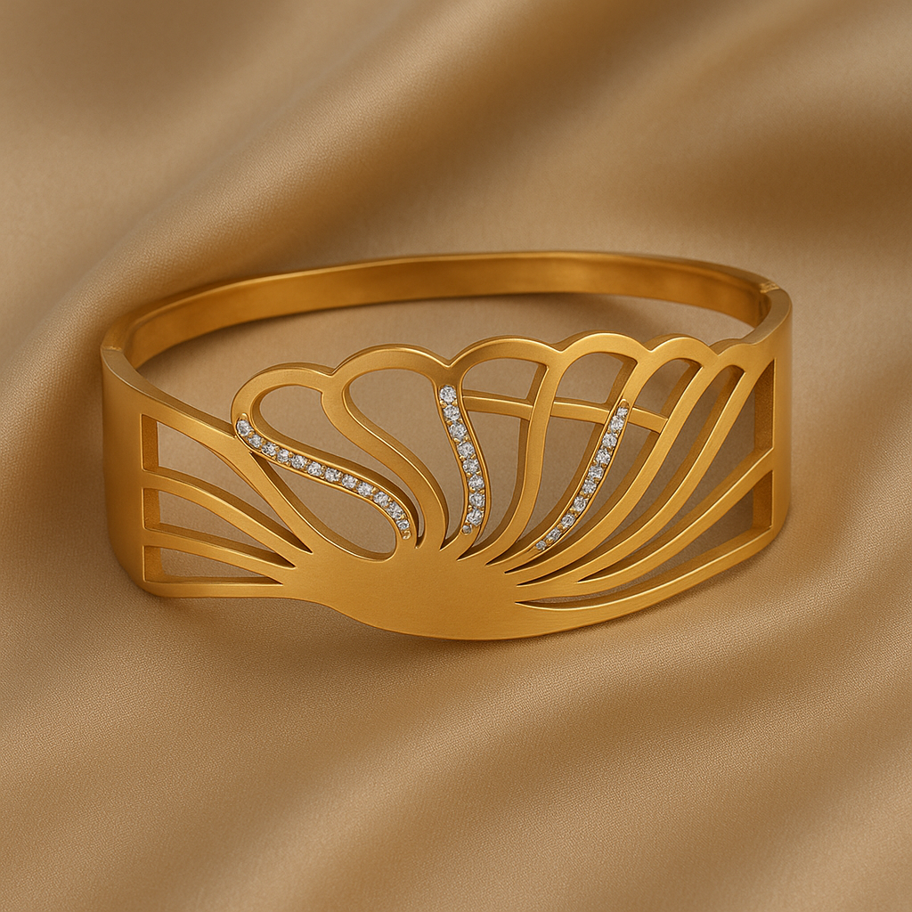 Luxe Petal Openwork 18k Gold Plated Bangle