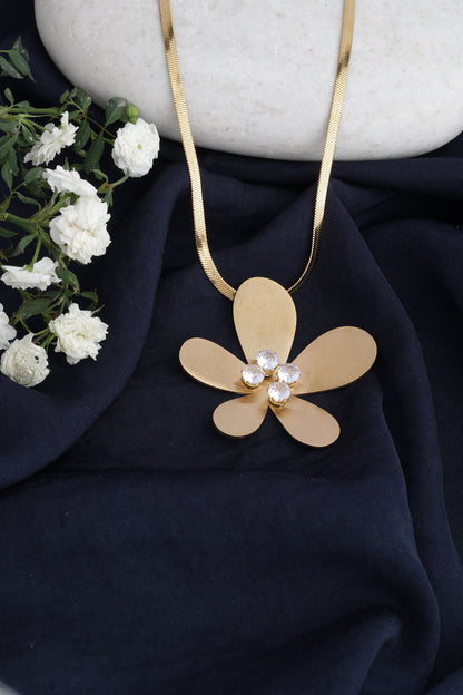 Floral Charm Necklace in Gold