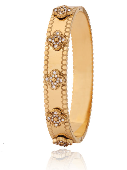 Elegant Clover Bloom Cuff Bracelet
