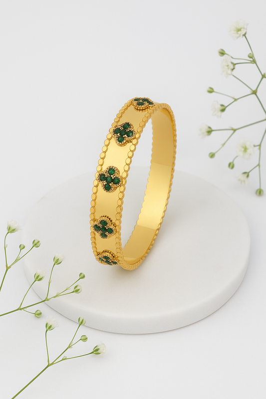 Emerald Bloom Clover Bangle