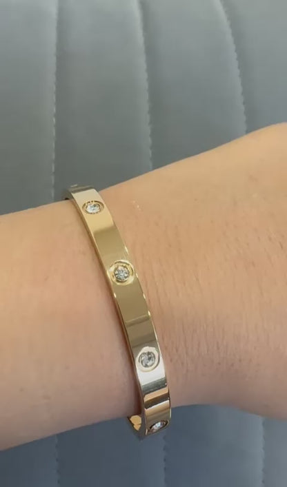 18k Gold Plated Bracelet With American Diamond